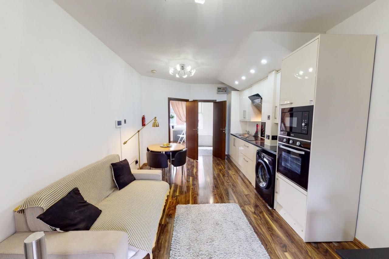 Modern 2 Bed Flat In Paddington Near Hyde Park For Up To 4 People Lägenhet London Exteriör bild